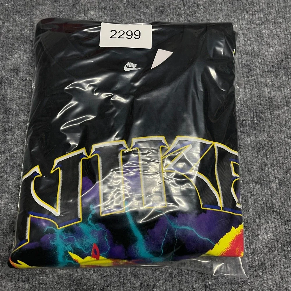 NEW Nike Shirt Mens Medium Black Pegasus Graphic Tee Oversized Fit FJ1089-010